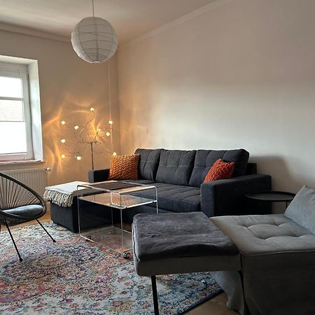 Schoene Neue 4 Zimmer Wohnung Mit Sued-Balkon Bis 8 Personen Naumburg  Exterior photo