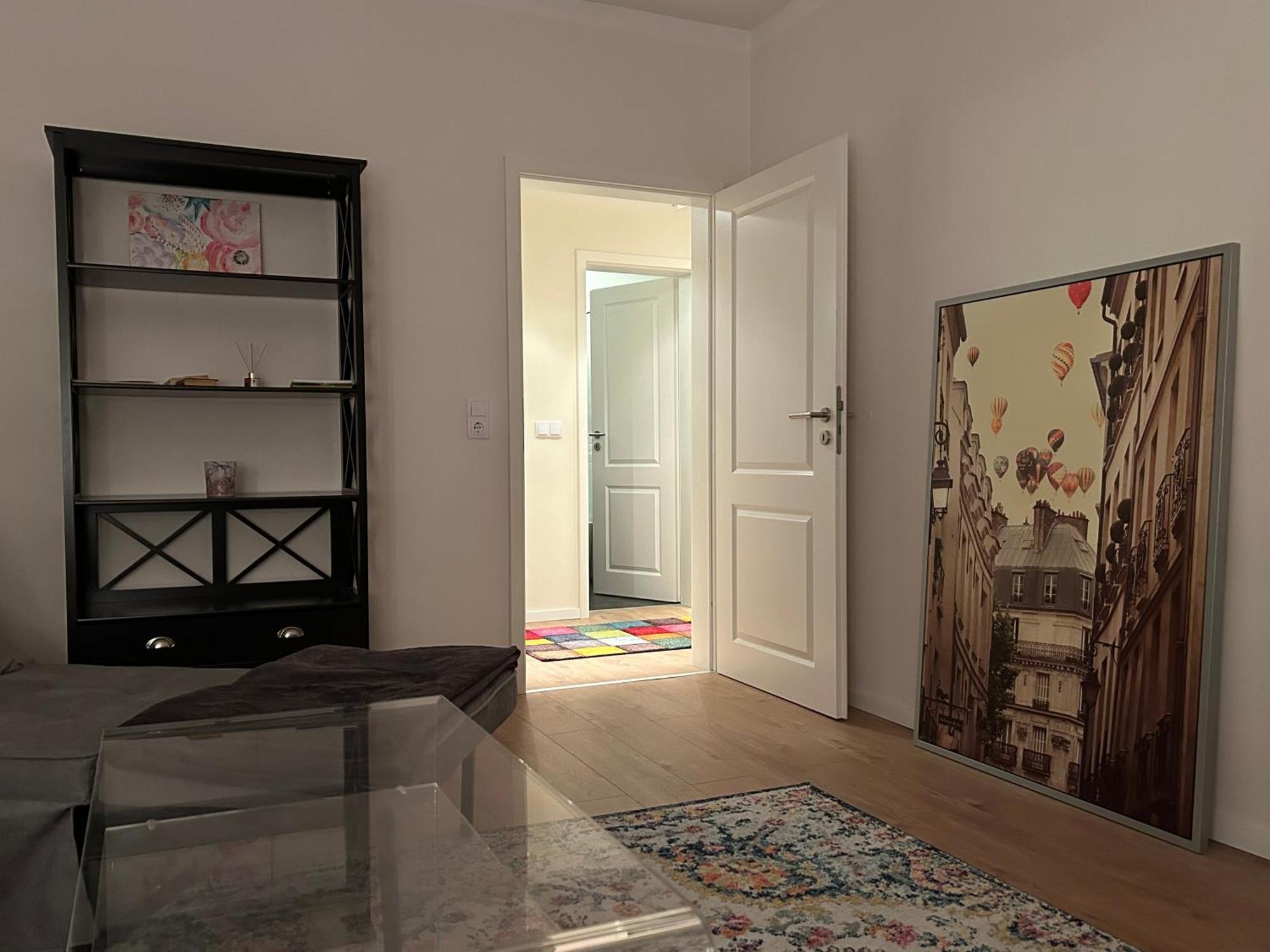 Schoene Neue 4 Zimmer Wohnung Mit Sued-Balkon Bis 8 Personen Naumburg  Exterior photo